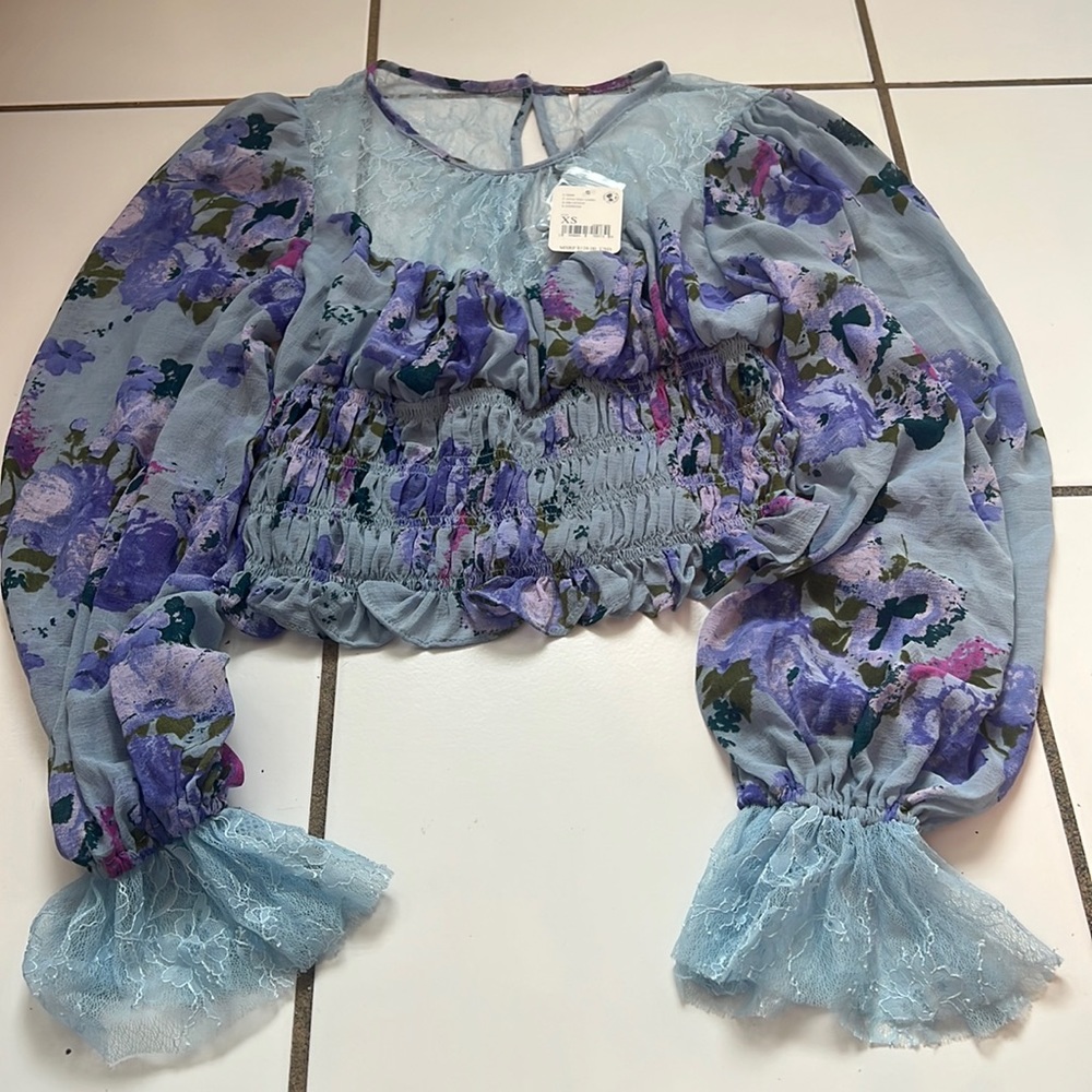 FREE PEOPLE Floral & Lace Peasant Top